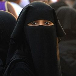 Moslimská žena s nikábom