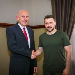 Nový britský minister obrany John Healey s ukrajinským prezidentom Volodymyrom Zelenským