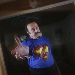 Philip Zimbardo, who led the Stanford Prison Experiment in 1971, poses for a portrait in his home on Thursday, June 25, 2015 in San Francisco, Calif.,Image: 776061880, License: Rights-managed, Restrictions: This content is intended for editorial use only. For other uses, additional clearances may be required.
MANDATORY CREDIT: PHOTOGRAPHER AND SAN FRANCISCO CHRONICLE, Model Release: no, Credit line: ČTK / AP / Lea Suzuki